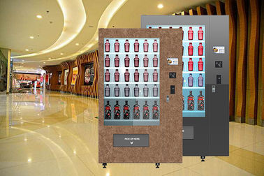32 inç Reklam Dokunmatik Ekran Soğutma Sistemi Konveyör Bantlı Winnsen Tasarım Şarap Şişesi Otomatı